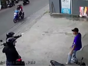 Duo Maling Motor Todong Warga di Depok Ditangkap, Senpi-Peluru Disita