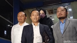 Tim Kuasa Hukum Inara Rusli Mengundurkan Diri