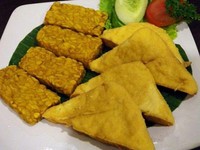 Tempe atau Tahu, Mana yang Mengandung Lebih Banyak Nutrisi?