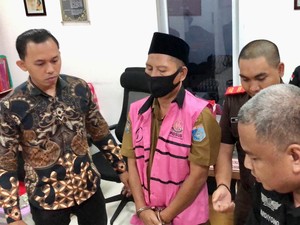 Diperiksa sebagai Tersangka, Kabid Dinsos Lombok Barat Langsung Diborgol
