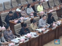 Pedagang Pakaian Bekas Temui DPR, Ngaku Salah-Cuma Beli dari Cukong