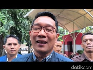 Bantahan Pihak Ridwan Kamil soal Liburan Bareng Aura Kasih dan Vespa Kuning