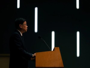 Hong Kong Bentuk Komite Independen Selidiki Penyebab Kebakaran Apartemen