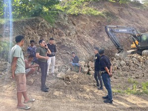 Tak Berizin, Polisi Tertibkan Tambang Galian C di Bima