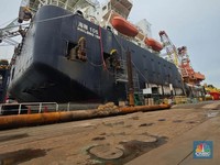 Kapal Offshore Raksasa CBRE Tiba di Singapura, Begini Penampakannya