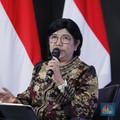 Deputi Gubernur Senior Bankk Indonesia (BI), Destry Damayanti menyampaikan paparan dalam acara Financial Forum 2025 di Jakarta, Rabu (3/12/2025). (CNBC Indonesia/Tri Susilo)