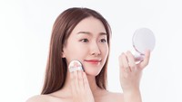 Cushion Matte Sering Cakey atau Berubah Warna? Ini Cara Pilih yang Beneran Tahan Lama