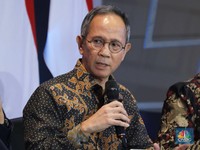 Bos OJK Kasih Bukti Duit Rp200 T dari Purbaya Jadi 'Obat Kuat' Bank