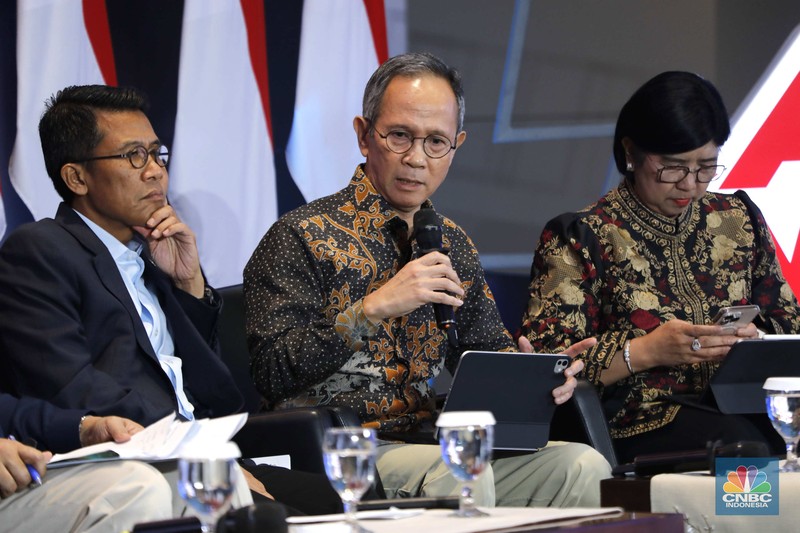 Suasana dialog dalam acara Financial Forum 2025 di Jakarta, Rabu (3/12/2025). (CNBC Indonesia/Tri Susilo)