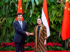 Puan Terima Kunjungan Ketua MPR China, Bahas Bencana hingga Kerja Sama