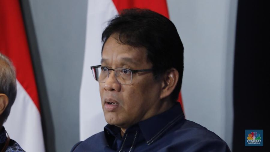Menteri Keuangan, Purbaya Yudhi Sadewa menyampaikan paparan dalam acara Financial Forum 2025 di Bursa Efek Indonesia, Jakarta, Rabu (3/12/2025). (CNBC Indonesia/Tri Susilo)