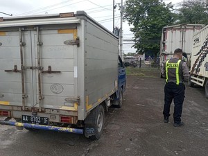 Pemotor Tewas Kecelakaan Saat Salip Truk di Jalan Imogiri Barat Bantul