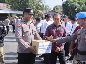 Polres Kediri Galang Donasi untuk Korban Bencana Aceh-Sumatera
