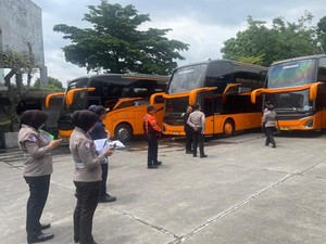 Jelang Nataru, Satlantas Polres Malang Cek Ketat Bus Pariwisata