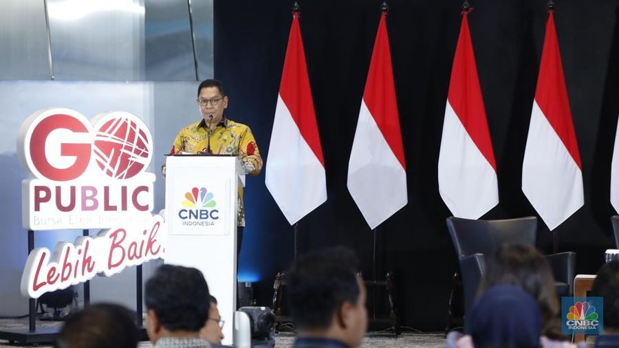 Suasana dialog dalam acara Financial Forum 2025 di Jakarta, Rabu (3/12/2025). (CNBC Indonesia/Tri Susilo)