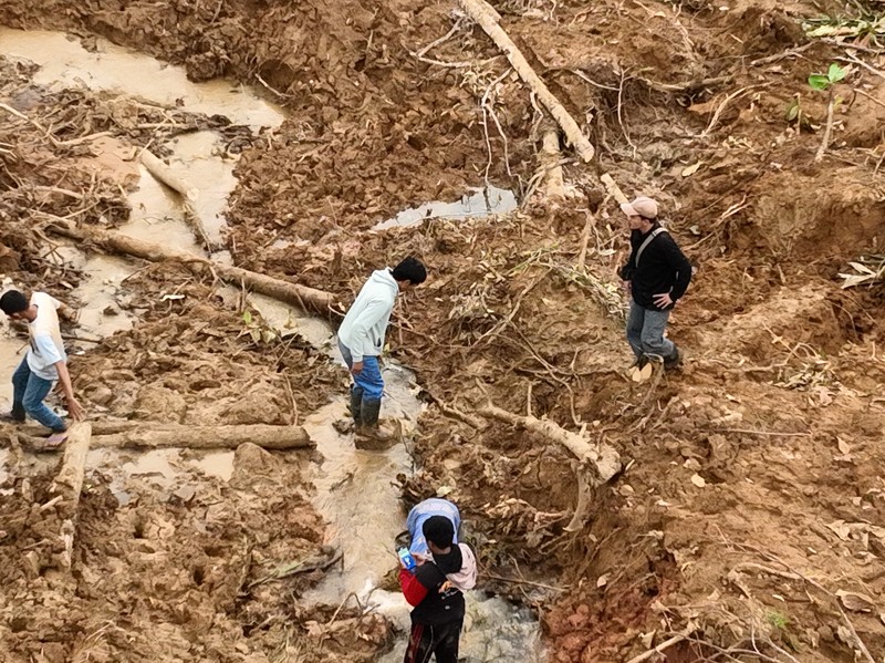Menteri Kehutanan, Raja Juli Antoni saat rapat kerja dengan Komisi IV DPR RI di Komplek Parlemen, Jakarta, Kamis (4/12/2025). (Tangkapan Layar Youtube/DPR RI)