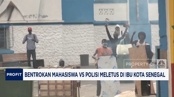 Video: Bentrokan Mahasiswa Vs Polisi Meletus di Ibu Kota Senegal
