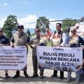 Bos Bulog Pakai Helikopter Sebar Bantuan ke Wilayah Bencana Sumatera