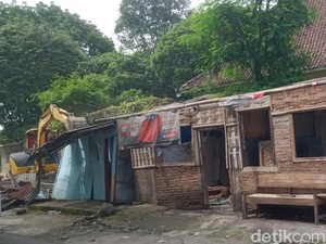 14 Warung Esek-esek di Gondang Dirobohkan, Pernah Makan Korban 2 Lansia