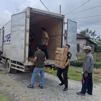 Kajati Sumut Harli Siregar Bantu Korban Bencana Banjir Sumatera