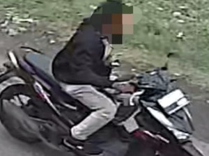 Polisi Analisa Rekaman CCTV Indentifikasi Pelempar Bondet Pasuruan