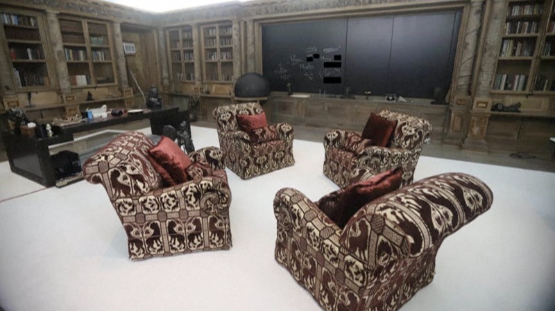 Rumah mewah di pulau tempat Jeffrey Epstein, terpidana kasus kejahatan seksual, diduga memaksa gadis-gadis di bawah umur untuk berhubungan seks dengan pria-pria berkuasa. (Tangkapan Layar Video/AFP))