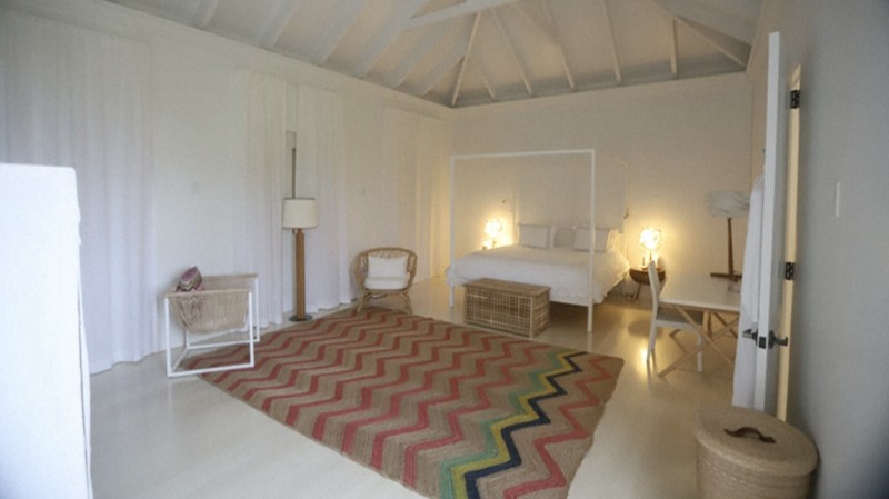 Rumah mewah di pulau tempat Jeffrey Epstein, terpidana kasus kejahatan seksual, diduga memaksa gadis-gadis di bawah umur untuk berhubungan seks dengan pria-pria berkuasa. (Tangkapan Layar Video/AFP))