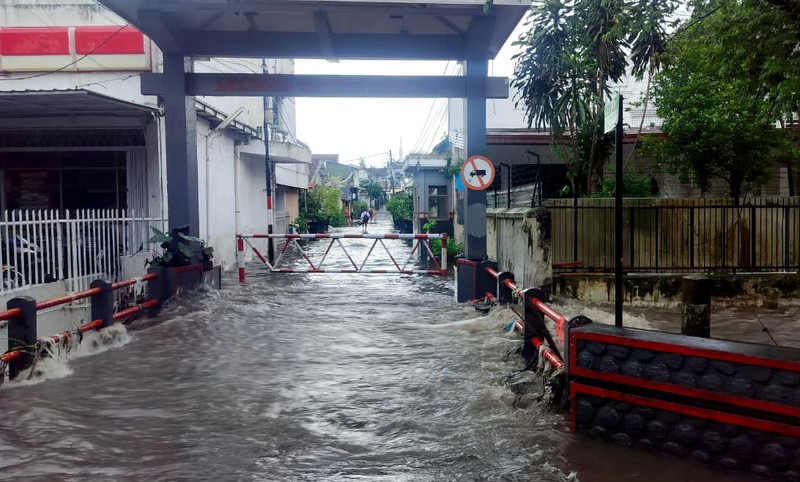 Sejumlah wilayah di Kota Malang, Jawa Timur, terendam banjir setelah hujan berintensitas tinggi mengguyur kota tersebut pada Kamis. (Dok. Detikcom/Muhammad Aminudin)