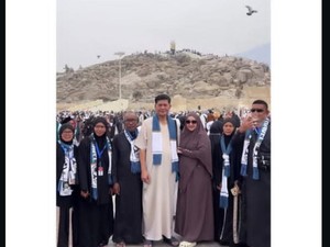 Ini Profil Bupati Aceh Selatan yang Umrah di Tengah Bencana