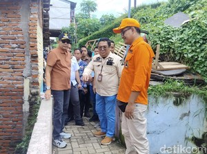 Walkot Malang Turunkan Alat Berat Normalisasi Sungai Usai Banjir