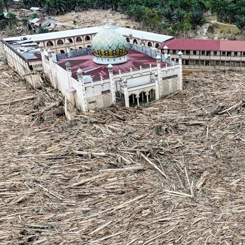 Penampakan Baru Muncul! Aceh Dikepung Ribuan Potongan Kayu Usai Banjir