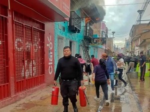 Pilu 10 Mahasiswa Tewas dalam Kebakaran di Restoran Peru