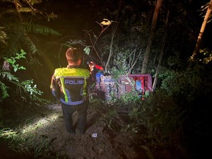 Mobil Wisata Terperosok Jurang di Sungai Penuh Diduga Rem Blong, 2 Tewas