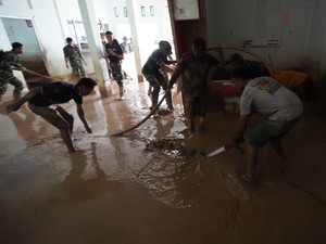 RSUD Aceh Tamiang Dipenuhi Lumpur, Pembersihan Ditargetkan Selesai 3 Hari