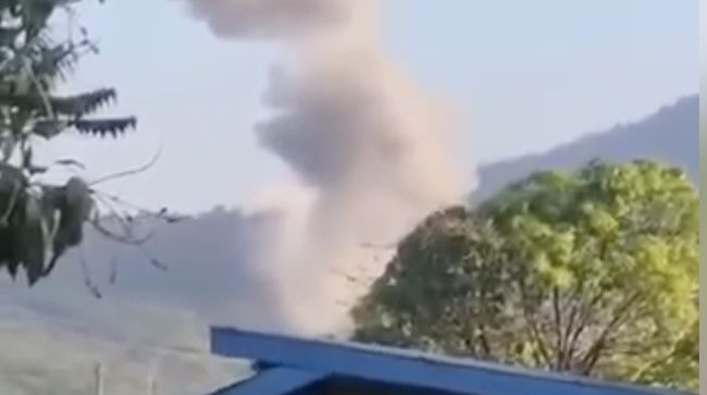 Penampakan Detik-Detik Thailand Bombardir Kamboja Pakai Jet Tempur