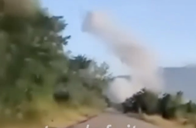 Thailand melancarkan serangan udara terhadap militer Kamboja, Senin (8/12/2025). (Tangkapan Layar Telegram/WarFront Witness)