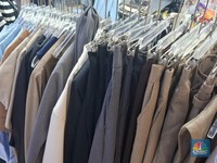 Marak Pakaian White Label, Pedagang Pasar Tanah Abang Tak Tahu Asalnya