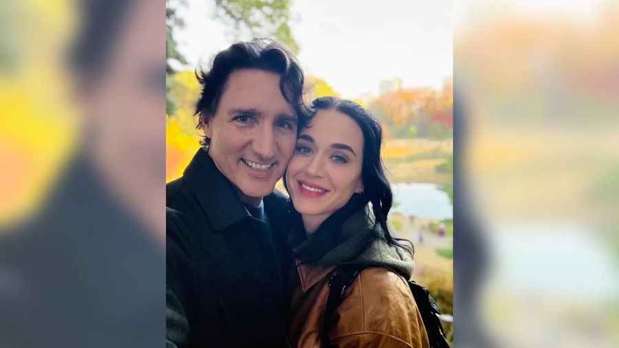 Bintang pop Katy Perry mengunggah foto dirinya berpelukan dengan mantan perdana menteri Kanada Justin Trudeau di Instagram pribadinya. (Instagram/katyperry)
