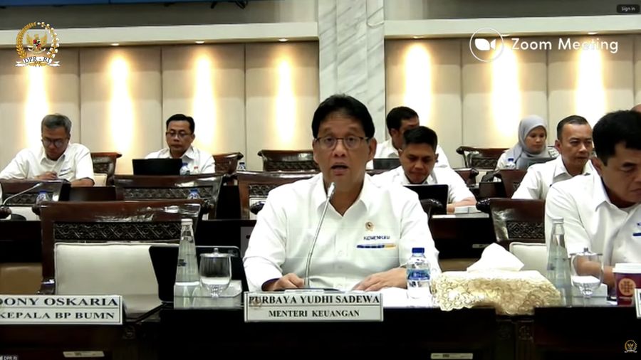Menteri Keuangan (Menkeu), Purbaya Yudhi Sadewa saat mengikuti rapat kerja dengan Komisi XI DPR RI di Jakarta, Senin (8/12/2025). (Tangkapan Layar Youtube/Komisi XI DPR RI Channel)