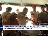 Video: Prabowo Cicipi Masakan Warga di Posko Pengungsian Aceh
