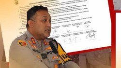 Dicopotnya AKBP William Tanasale dari Jabatan Kapolres Tuban