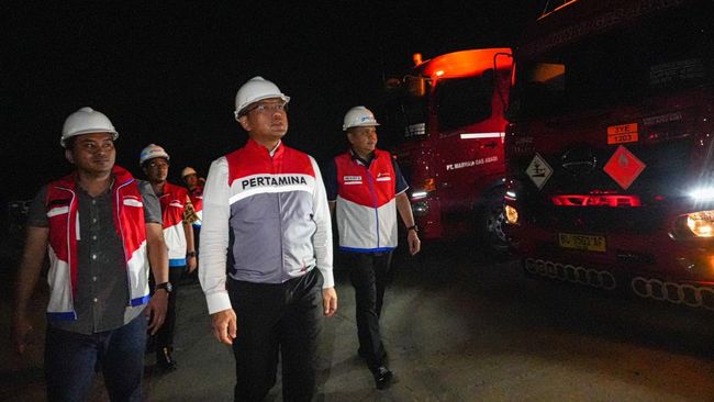Dirut Pertamina Tinjau Langsung Titik Suplai BBM di Aceh
