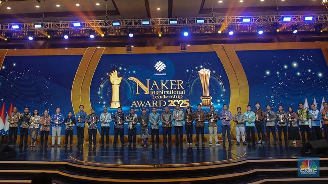 Menaker Beri Penghargaan Ini ke Provinsi dan Perusahaan Berprestasi