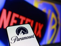 Perang Akuisisi Hebohkan AS: Netflix vs Paramount Berebut Warner Bros