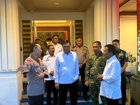 Menko Polkam Konsolidasikan TNI-Polri-BIN Demi Penanganan Pascabencana