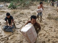 Heboh Anggota DPR Komentari Donasi Banjir Rp10 M: Sok Paling-paling