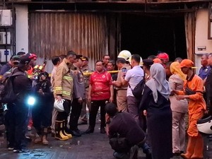 Pramono Tinjau Gedung Terra Drone Cempaka Baru yang Terbakar