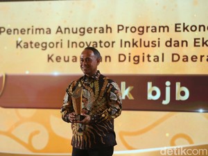 Digitalisasi Bawa Bank bjb Raih detikJabar Awards 2025