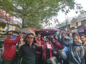 DPC PDIP Bandung Barat Gelar Dapur Umum Gotong Royong untuk Masyarakat