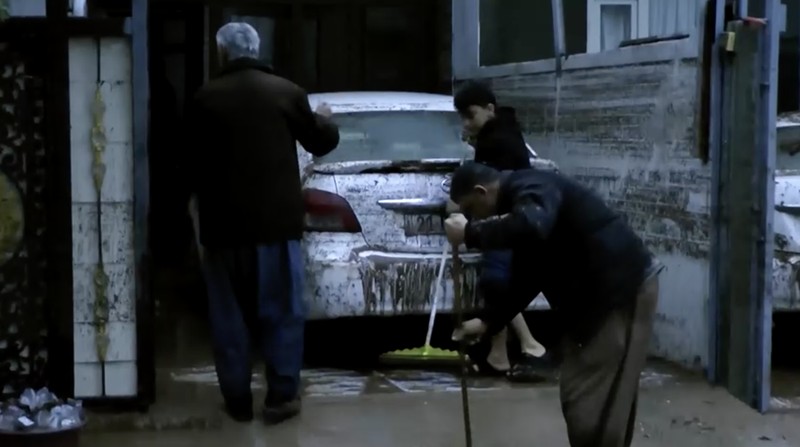 Dua orang tewas dan empat lainnya luka-luka pada hari Selasa (9 Desember) ketika banjir melanda distrik Chamchamal di wilayah Kurdistan Irak. (Reuters TV)